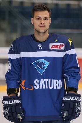 DEL, ERC Ingolstadt - Porträttermin DEL - Eishockey - ERC Ingolstadt - Saison 2016 2017 - Portraits Foto - Training - David Elsner (ERC 61) DEL - ERC Ingolstadt - Saison 2015 2016 Portraits Foto - Training