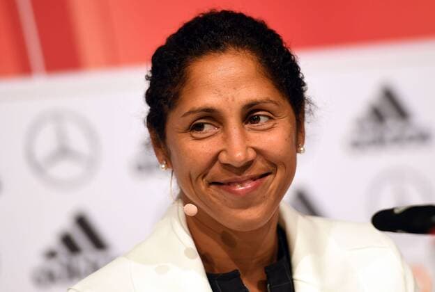 24.08.2016, xjhx, Fussball DFB Damen, Pressekonferenz Vorstellung Trainerteam um Steffi Jones, emspor, v.l. Trainerin Steffi Jones (Deutschland) Frankfurt am Main