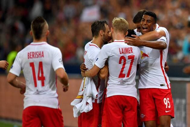 SOCCER - UEFA CL quali, RBS vs Zagreb SALZBURG,AUSTRIA,24.AUG.16 - SOCCER - UEFA Champions League, Play-off qualification, Red Bull Salzburg vs GNK Dinamo Zagreb. Image shows the rejoicing of RBS. GEPAxpictures xFlorianxErtl