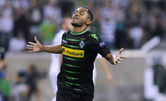 Fussball, Qualifikation zur UEFA Champions League, Herren, Saison 2016 2017, Rückspiel, Borussia Park Mönchengladbach, Bor. Mönchengladbach, BMG (schwarz) - Young Boy Bern (weiss); Jubel Raffael (Gladbach) nach seinem Tor zum 2:0. Jubel, Freude, Aktion.