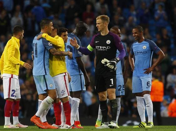 24.08.2016. Etihad Stadium, Manchester, England. Champions League Qualifying Football. Manchester City versus Steaua Bucharest. Manchester City keeper Joe Hart shakes hands with Steau players in what might be a final farewell to the City crowd and players at the final whistle. xAlanxMartinx  ActionPlus11779757