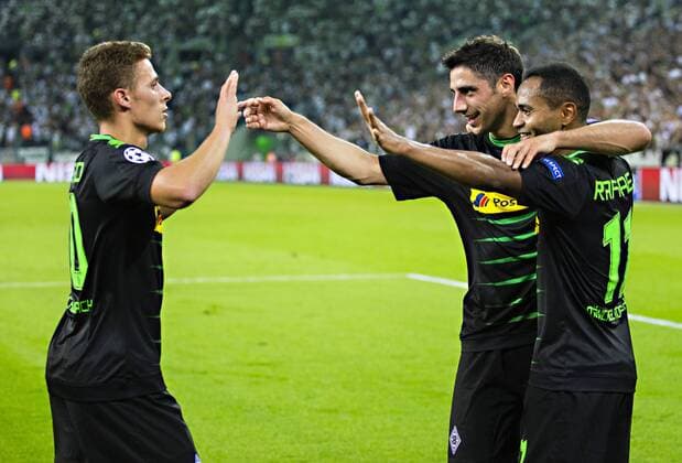 Mönchengladbach, 24.08.2016, Borussia Park Torjubel: Thorgan Hazard (BMG), Lars Stindl (BMG), Raffael (BMG) VfL Borussia Mönchengladbach - Young Boys Bern mm