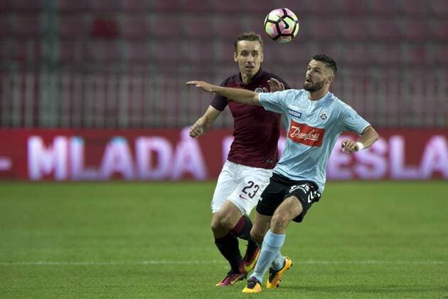 From left: Josef Sural of Sparta and Marc Dal Hende of Sonderjyske in action during the fourth qualifying round return Europa League return match Sparta Praha vs Sonderjyske in Prague, Czech Republic, August 25, 2016. (CTKxPhoto MichalxKamaryt) CTKPhotoP201608251033701  kmt 1