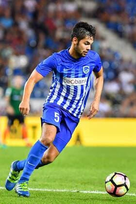 Genk s Sandy Walsh pictured in action during a match between Belgian first league team KRC Genk and Croatian Lokomotiva Zagreb, the return leg of the playoff round in the Europa League competition, in Genk, Thursday 25 August 2016. First leg ended on 2-2 draw result in Croatia. LUCxCLAESSEN  x04918935x