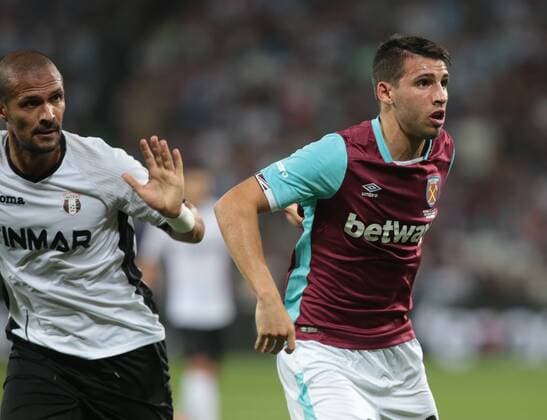 August 25, 2016 - London, England, United Kingdom - West Ham United s Jonathan Calleri.during Europa League play-off match between West Ham v FC Astra Giurgiu, in London, on August 27, 2016. West Ham United v FC Astra Giurgiu - UEFA Europa League  - ZUMAn230