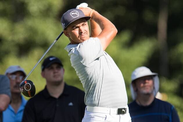 August 25, 2016: Rickie Fowler tees off from the 6th tee box during the first round of play at The Barclays, on the Black course, at Bethpage State Park in Farmingdale, NY. (Photo by David Hahn Icon Sportswire) GOLF: AUG 25 PGA Golf Herren - The Barclays - First Round Icon160825002 EDITORIAL USE ONLY
