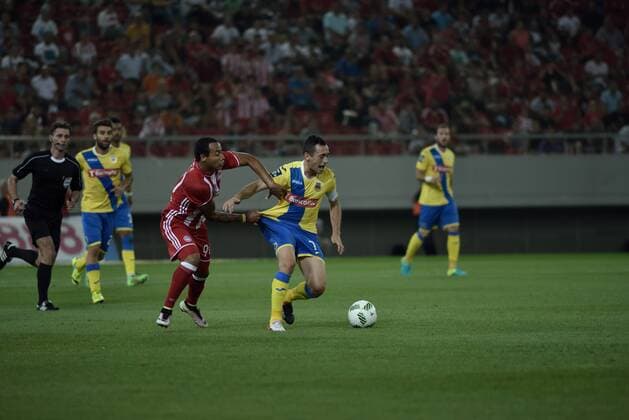 Greece: UEFA Europa League First playoff round, Game 2 Felipe Pardo (no 90) of Olympiacos tries to stop the effort of Artur Moreira (no 7) of Arouca. Final score, Olympiacos got 2 points while the Arouca got 1 point.  DimitriosxKarvountzisx xPacificxPress