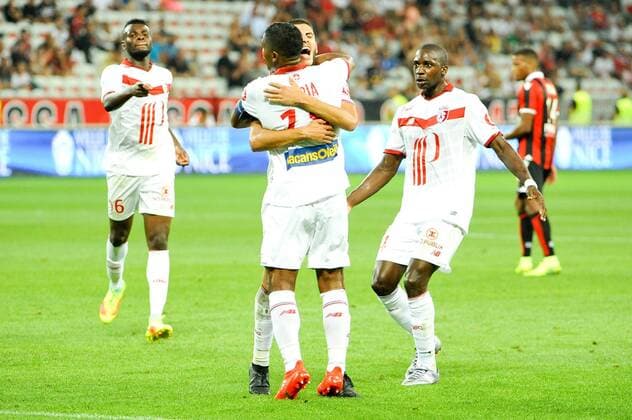 06 Ibrahim AMADOU (lil) - 04 Younousse SANKHARE (lil) - 09 Yassine BENZIA (lil) - JOIE FOOTBALL : Nice vs Lille - Ligue 1 - 27 08 2016 FEP Panoramic 