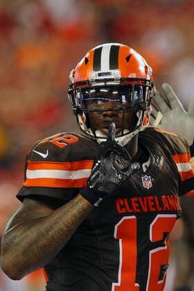 26 AUG 2016: Josh Gordon (12) of the Browns quiets the crowd after scoring a touchdown during the preseason game between the Cleveland Browns and the Tampa Bay Buccaneers at Raymond James Stadium in Tampa, Florida. (Photo by Cliff Welch Icon Sportswire) NFL American Football Herren USA AUG 26 Preseason - Browns at Buccaneers Icon357160826072 EDITORIAL USE ONLY