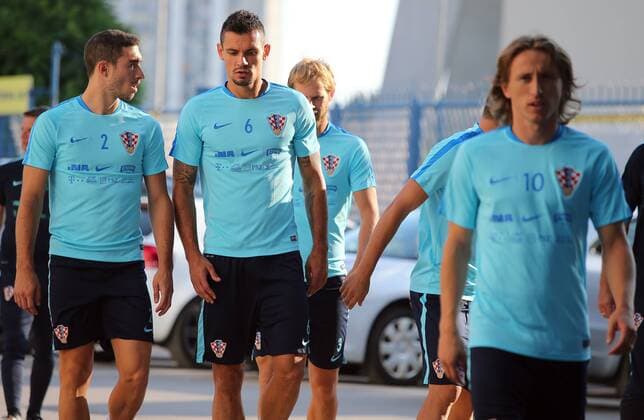 Fußball, Training Nationalteam Kroatien FIFA World Cup WM Weltmeisterschaft Fussball Qualifiers - group I - Croatia training 29.08.2016., Zagreb, Croatia - Croatian national football team did a first training before the match with Turkey.Sime Vrsaljko, Dejan Lovren.  JuricaxGaloic PIXSELL