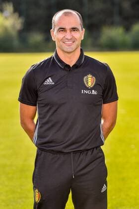 Fußball, Fotoshooting mit dem neuen Trainerstab des Nationalteams von Belgien Belgium s head coach Roberto Martinez poses for the photographer ahead of a training session of Belgian national soccer team Red Devils, on Monday 29 August 2016, in Brussels. The Red Devils will play a World Championships 2018 Qualification game against Cyprus on September 6th. LUCxCLAESSEN  x04921634x