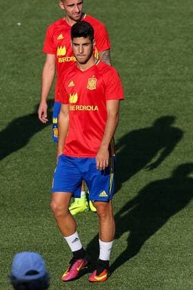 Spanish Marco Asensio during the first training of the concentration of Spanish football team at Ciudad del Futbol de Las Rozas before the qualifying for the Russia world cup in 2017 August 29, 2016.  (20160829059)