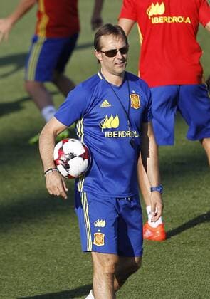 Lopetegui. Spanish national team Nationalteam training session. In this picture, Lopetegui. xAngelxRiverox 