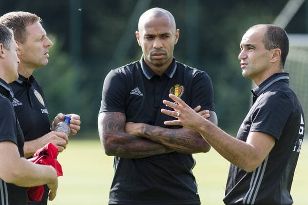 Fußball, Co Trainer Thierry Henry - Training Nationalteam Belgien Belgium , Brussels , Aug 29 2016 - Training of the Belgian National soccer team Red Devils before the friendly game against Spain - Assistant coach Graeme Jones, T3 Thierry Henry & Coach Roberto Martinez Copyright Jonas Gilles Reporters xxGYS 