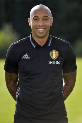 Bilder des Tages - SPORT Fußball, Co Trainer Thierry Henry - Training Nationalteam Belgien Thierry Henry ass. coach of Belgian Team poses for a photosession FOOTBALL : Equipe de Belgique - Entrainement - Neerpede - 29 08 2016 Photonews Panoramic  665082687