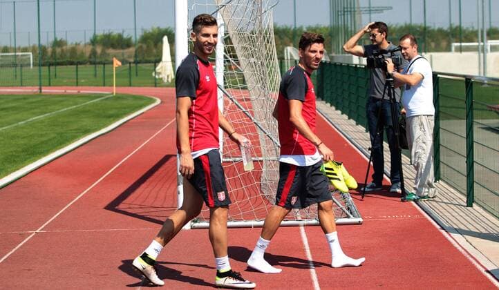 Fußball, Training Nationalteam Serbien Serbia national team Nationalteam training men s football Matija nastasic(L) and Filip Mladenovic(r) : 