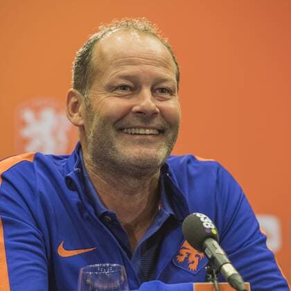 Bilder des Tages - SPORT Fußball, Nationalteam Niederlande Pressekonferenz coach Danny Blind of The Netherlandsduring a press conference PK Pressekonferenz of The Netherlands on August 30, 2016 in Katwijk, The Netherlands. Netherlands Press conference 2016 2017 xVIxGerritxvanxKeulenxIVx 6128779