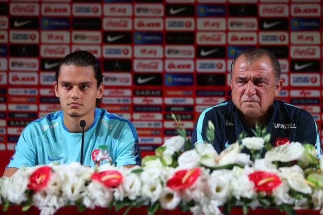 Fußball, Nationalteam Türkei Pressekonferenz Turkey National Football Team head coach (R) (L) gives a press conference PK Pressekonferenz on the eve of the team s Friendly match against Russia, on August 30, 2016 at Antalya Arena in Antalya , Turkey. Pictured: Fatih Terim and Enes Ünal 