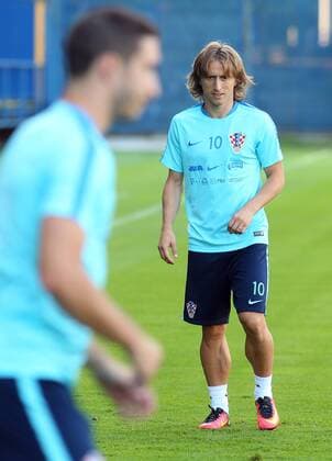 Fußball, Training Nationalteam Kroatien FIFA World Cup WM Weltmeisterschaft Fussball Qualifiers - group I - Croatia training - Day 2 30.08.2016., Zagreb, Croatia - Croatian national football team did a second training before the match with Turkey. Luka Modric.  JuricaxGaloic PIXSELL