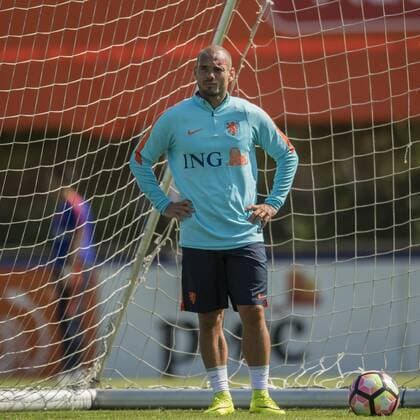 Fußball, Training Nationalteam Niederlande Wesley Sneijder of The Netherlandsduring the training session of The Netherlands on August 30, 2016 in Katwijk, The Netherlands. Netherlands Training session 2016 2017 xVIxGerritxvanxKeulenxIVx 6129813