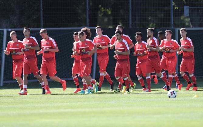 SOCCER - FIFA World Cup WM Weltmeisterschaft Fussball 2018 quali, GEO vs AUT VIENNA,AUSTRIA,31.AUG.16 - SOCCER - FIFA World Cup 2018, european qualifiers, OEFB international match Länderspiel Georgia vs Austria, preview, training. Image shows the team of AUT. GEPAxpictures xChristianxOrt