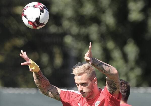 SOCCER - FIFA World Cup WM Weltmeisterschaft Fussball 2018 quali, GEO vs AUT VIENNA,AUSTRIA,31.AUG.16 - SOCCER - FIFA World Cup 2018, european qualifiers, OEFB international match Länderspiel Georgia vs Austria, preview, training. Image shows Marko Arnautovic (AUT). GEPAxpictures xChristianxOrt