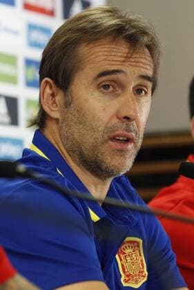 Spanish soccer national team Nationalteam coach Julen Lopetegui during a press conference PK Pressekonferenz ahead of a training session, in Stade Roi Baudouin, in Brussels, Belgium, 31 August 2016. Spain will play a friendly match against Belgium on 01 September. Spain press conference !ACHTUNG: NUR REDAKTIONELLE NUTZUNG!  20160831-636082680694282699