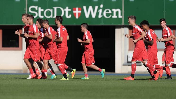 SOCCER - FIFA World Cup WM Weltmeisterschaft Fussball 2018 quali, GEO vs AUT VIENNA,AUSTRIA,01.SEP.16 - SOCCER - FIFA World Cup 2018, european qualifiers, OEFB international match Länderspiel Georgia vs Austria, preview, training. Image shows the team of AUT. GEPAxpictures xChristianxOrt