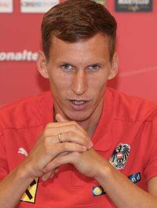 SOCCER - FIFA World Cup WM Weltmeisterschaft Fussball 2018 quali, GEO vs AUT VIENNA,AUSTRIA,02.SEP.16 - SOCCER - FIFA World Cup 2018, european qualifiers, OEFB international match Länderspiel Georgia vs Austria, preview, press conference PK Pressekonferenz Image shows Florian Klein (AUT). GEPAxpictures xChristianxOrt