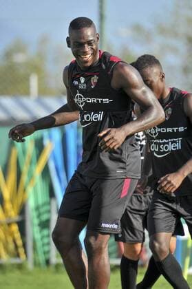 Fußball, Mario Balotelli - OGC Nizza Training Mario Balotelli (ogcnice) - Fussball Frankreich, Ligue 1, Training OGC Nice - 02 09 2016 NorbertScanella Panoramic 