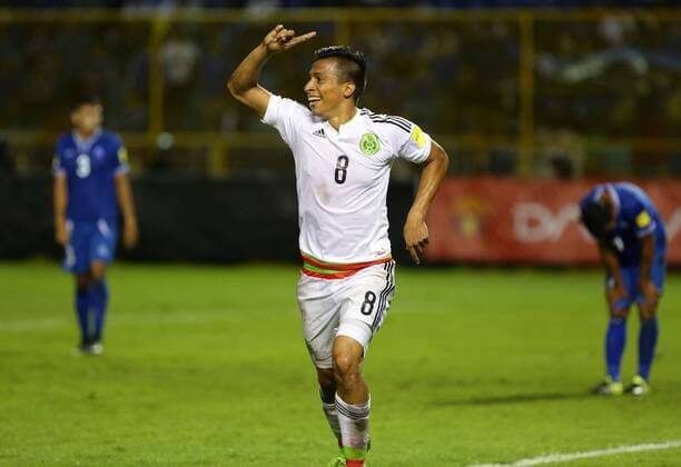 Mexico s Angel Sepulveda after scoring during a FIFA World Cup WM Weltmeisterschaft Fussball 2018 qualification game between El Salvador and Mexico at Cuscatlan stadium in San Salvador, El Salvador. El Salvador vs. Mexico !ACHTUNG: NUR REDAKTIONELLE NUTZUNG!  ESA01 20160903-636084858902934264