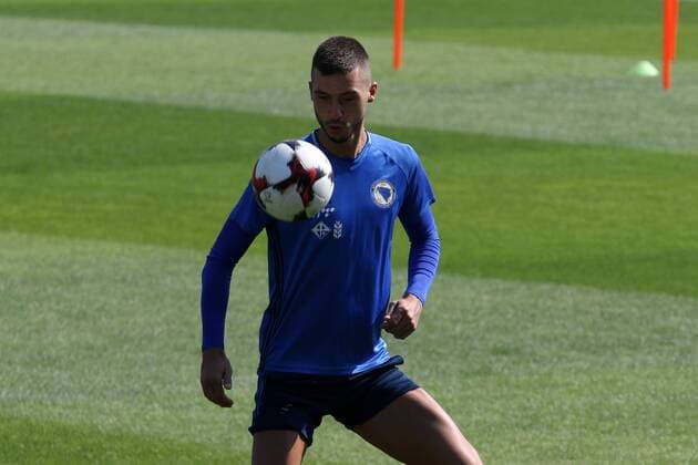 September 3, 2016 - Zenica, Bosnia and Herzegovina - HARIS MEDUNJANIN plays with a ball during a training session three days before first 2018 World Cup qualifying match against Estonia. Bosnia and Herzegovina s national soccer team training session - ZUMAd128