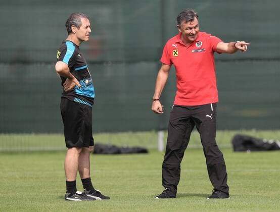 SOCCER - FIFA World Cup WM Weltmeisterschaft Fussball 2018 quali, GEO vs AUT VIENNA,AUSTRIA,03.SEP.16 - SOCCER - FIFA World Cup 2018, european qualifiers, OEFB international match Länderspiel Georgia vs Austria, preview, training. Image shows head coach Marcel Koller (AUT) and sporting director Willi Ruttensteiner (OEFB). GEPAxpictures xChristianxOrt