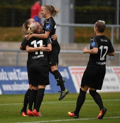04.09.2016, xblx, Fussball 1.Bundesliga Damen, 1.FFC Frankfurt - Borussia Moenchengladbach, emspor v.l. Ana-Maria Crnogorcevic (1.FFC Frankfurt), Mandy Islacker (1.FFC Frankfurt), Jackie Groenen (1.FFC Frankfurt), Sophie Schmidt (1.FFC Frankfurt) celebrate the goal, Torjubel zum 1:0 Frankfurt am Main