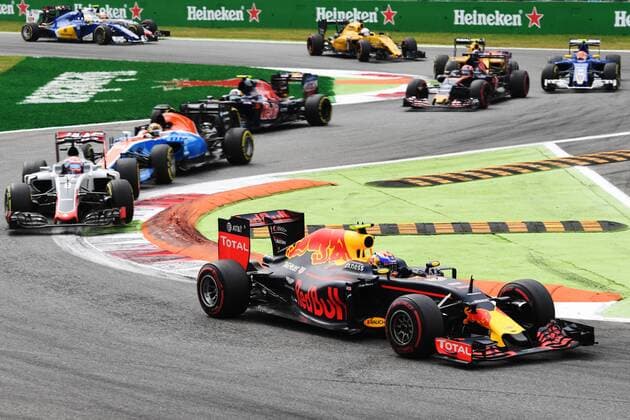Motorsports: FIA Formula One World Championship WM Weltmeisterschaft 2016, Grand Prix of Italy, 33 Max Verstappen (NLD, Red Bull Racing), xHOCHxZWEIx