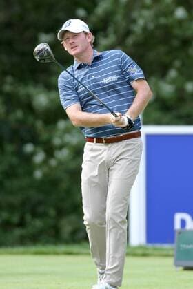 September 4, 2016: Brandt Snedeker tees off at 2 at the Deutsche Bank Championship at the TPC Boston in Norton, Massachusetts. (Photo by Malcolm Hope Icon Sportswire) GOLF: SEP 04 PGA Golf Herren - Deutsche Bank Championship - Third Round Icon160904001 EDITORIAL USE ONLY