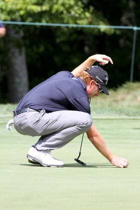 September 4, 2016: Roberto Castro lines up a putt on 1 at the Deutsche Bank Championship at the TPC Boston in Norton, Massachusetts. (Photo by Malcolm Hope Icon Sportswire) GOLF: SEP 04 PGA Golf Herren - Deutsche Bank Championship - Third Round Icon160904037 EDITORIAL USE ONLY