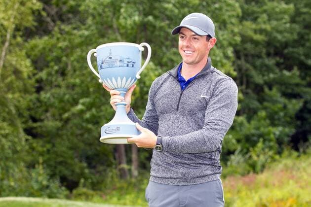 September 5, 2016; Norton, MA, USA; Rory McIlroy poses with the championship trophy after winning the Deutsche Bank Championship at TPC Boston. Cal Media PGA Golf Herren 2016: Deutsche Bank Championship SEP 05 - ZUMAc04_