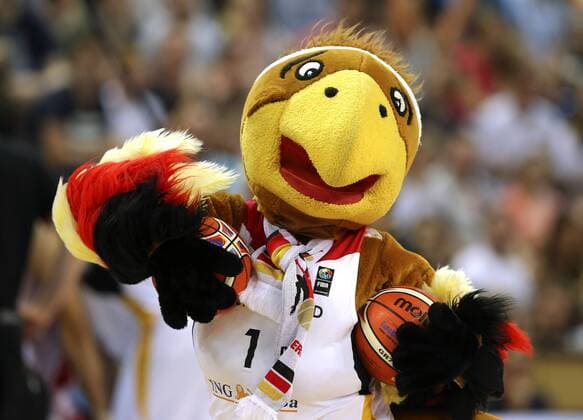 Foto : das deutsche Maskottchen Basketball EM Qualifikation in Kiel , Gruppenspiel Deutschland - Denmark