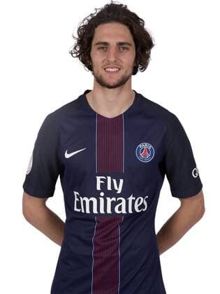 Fußball, Paris St. Germain Porträttermin Adrien Rabiot - Fussball Frankreich, Ligue 1, Offizieller Fototermin, Shooting Paris Saint Germain PSG - 07 09 2016 Panoramic Panoramic 