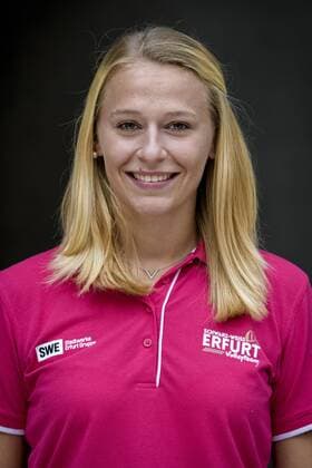 Volleyball, 1. BL Damen, Schwarz Weiss Erfurt Porträttermin SCHWARZ-WEISS ERFURT VOLLEYTEAM 07 09 2016 - Erfurt: Die Volleyball Damen erstliga Mannschaft des Schwarz-Weiss Erfurt Volleyteam. Antonia Stautz 6.