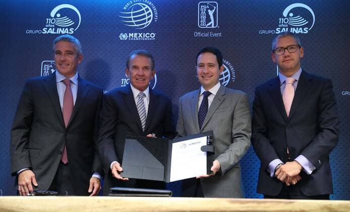 PGA, World Golf Championships Mexico Pressekonferenz in Mexiko-Stadt September 9, 2016 - Df, Mexico - EUM20160909DEP24.JPG .CIUDAD DE MEXICO Golf-World Golf Championships.- Jay Monahan y Tim Finchem, y Benjamin Salinas Sada, CEO de TV Azteca, y Bernardo Villacecias, director general de Azteca Golf, durante el lanzamiento oficial del World Golf Championships-Mexico Championship, septiembre 9 de 2016. Foto: Agencia EL UNIVERSALGerman EspinosaJMA. GERMAN ESPINNOSA  - ZUMAu78_