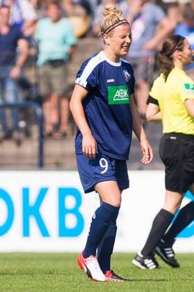 10.09.2016, xfrx, Fussball 1.Bundesliga Damen, Turbine Potsdam - 1.FFC Frankfurt v.l. Svenja Huth (1.FFC Turbine Potsdam) frustriert,traurig,wuetend,fassungslos Potsdam