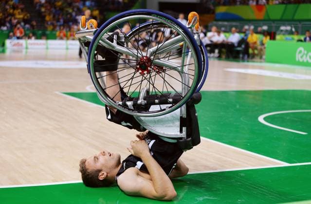 Bilder des Tages - SPORT Rio de Janeiro , Paralympics , Rollstuhlbasketball Großbritannien vs. Deutschland , Thomas Böhme ( GER )
