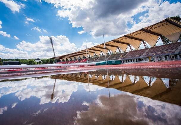 Erfurt , 210715 , Erfurter Steigerwaldstadion wird in eine Multifunktionsarena Im Bild: Bauarbeiten im Erfurt Steigerwaldstadion
