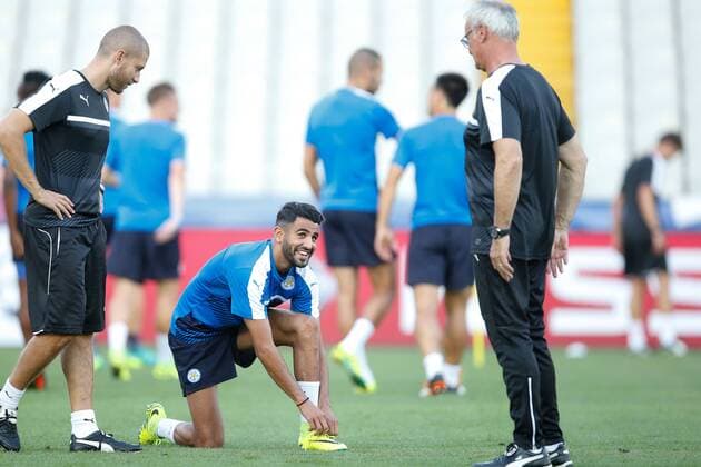 Fußball, CL, Leicester City Training Leicester s Riyad Mahrez pictured during a training session of English soccer club Leicester City F.C. in Brugge, Tuesday 13 September 2016. Leicester is preparing for the first game in the UEFA Champions League competition against Belgian first division soccer team Club Brugge KV tomorrow. BRUNOxFAHY  x04930834x