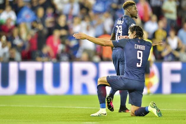 Fußball, CL, Paris St. Germain - FC Arsenal CAVANI Edinson (PSG) - Fussball, Champions League, Paris Saint Germain PSG vs. Arsenal FC - 13 09 2016 JBAutissier Panoramic 