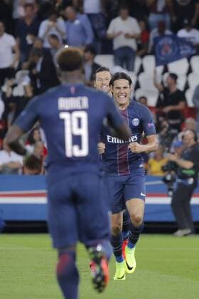 Edinson Roberto Paulo Cavani Gomez (psg) (El Matador) (El Botija) (Florestan) marque un but, joie, Serge Aurier (psg), Grzegorz Krychowiak (PSG) FOOTBALL : Paris St. Germain (PSG) vs Arsenal FC London Football Club - UEFA Champions League - 13 09 2016 StephaneAllamanx 
