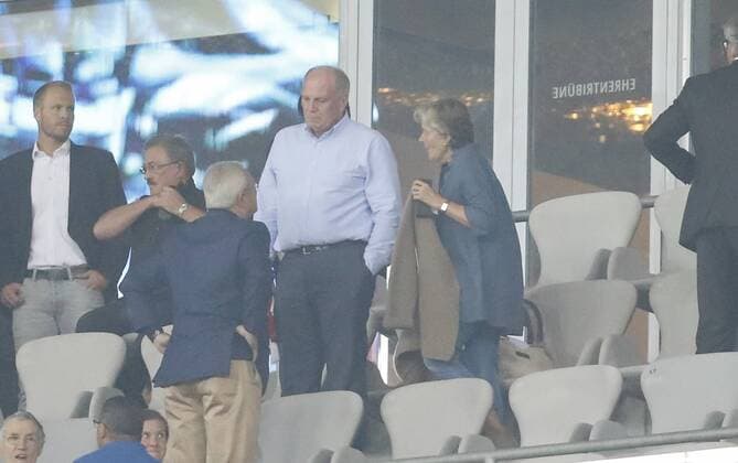 Uli HOENESS (FCB) mit Ehefrau Susi FC BAYERN MUENCHEN - FK ROSTOW 5-0 Gruppnphase, Fussball UEFA Champions League, Muenchen, 13.09.2016 CL Saison 2016 2017