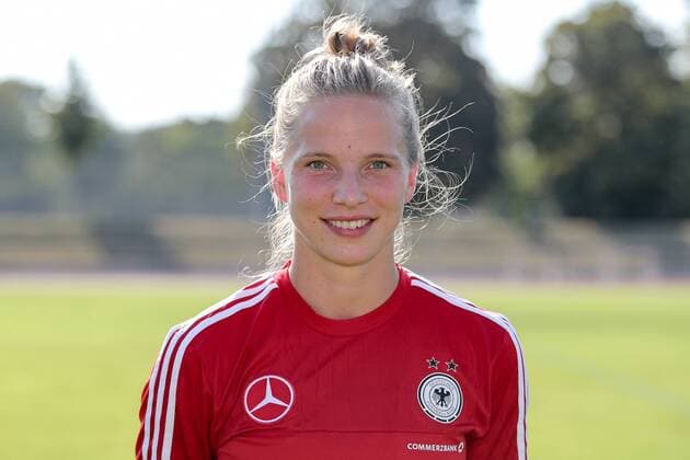 Tabea Kemme (DFB, 22), Porträt, Portrait, Fussball, Frauen, Porträtfotos und Teamfoto der DFB-Frauen, xozx